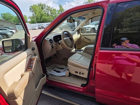 Used 2010 Ford Explorer Eddie Bauer RWD image 12