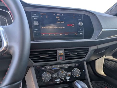 Used 2020 Volkswagen Jetta GLI Autobahn FWD image 17