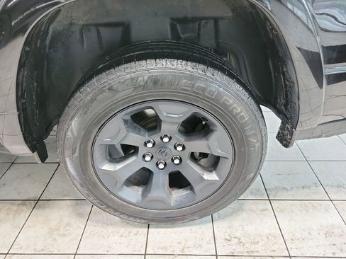 Used 2025 RAM 1500 Big Horn image 47