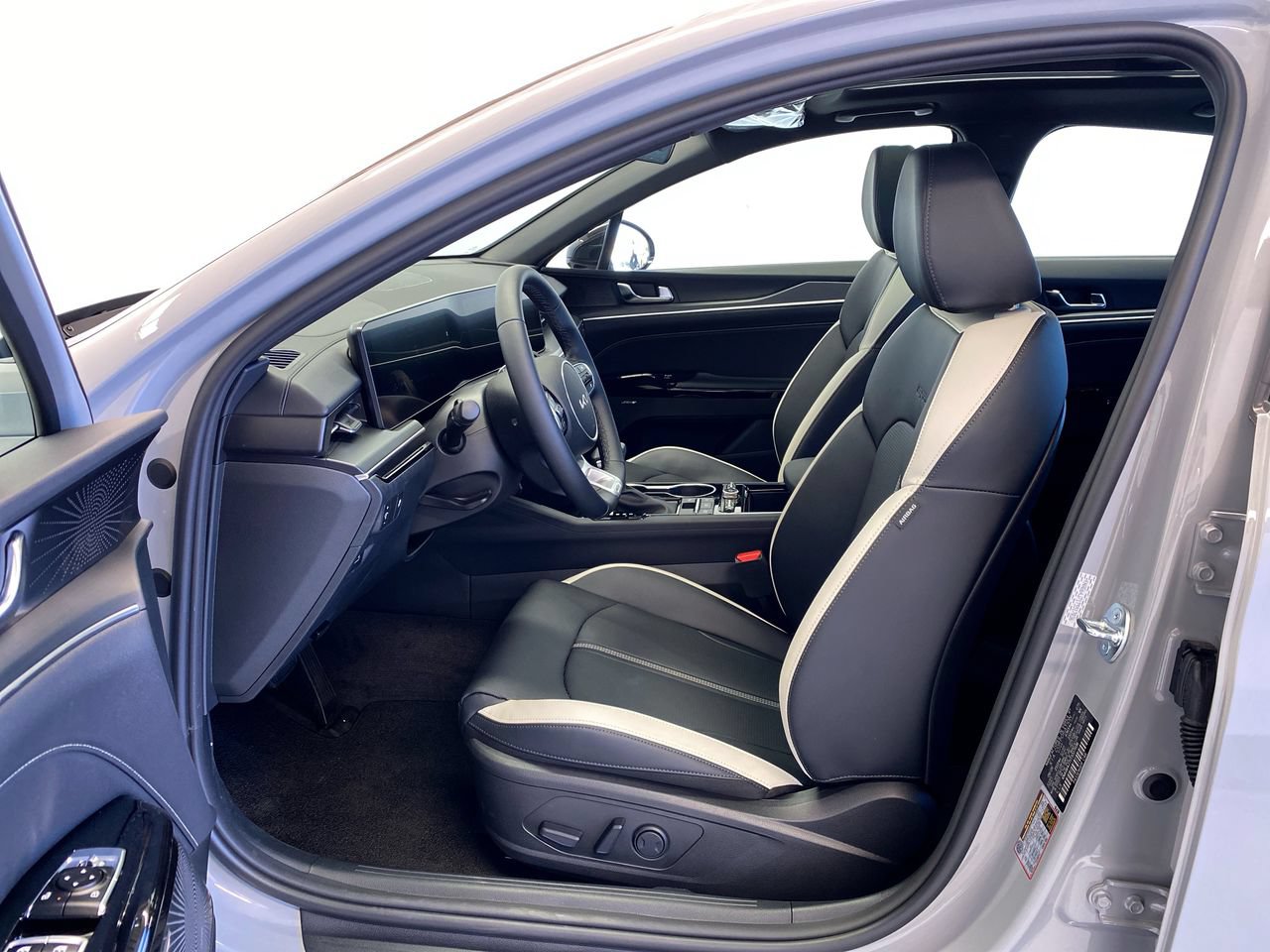 New 2026 Kia K5 GT-Line FWD image 16