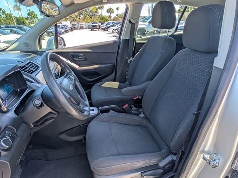 Used 2015 Chevrolet Trax LS image 5