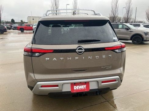 Used 2024 Nissan Pathfinder Platinum w/ Cargo Package AWD/4WD image 7