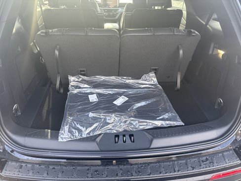 New 2026 Ford Explorer ST-Line image 5