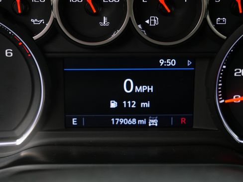 Used 2019 Chevrolet Silverado 1500 LT Trail Boss w/ Convenience Package AWD/4WD image 35