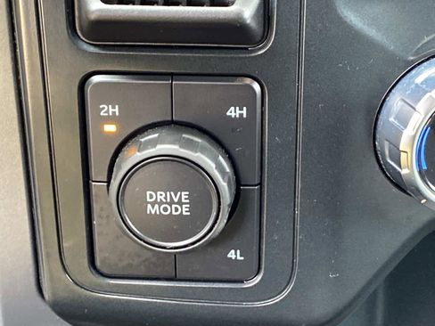 Used 2025 Ford F150 XLT w/ Equipment Group 301A Standard AWD/4WD image 18