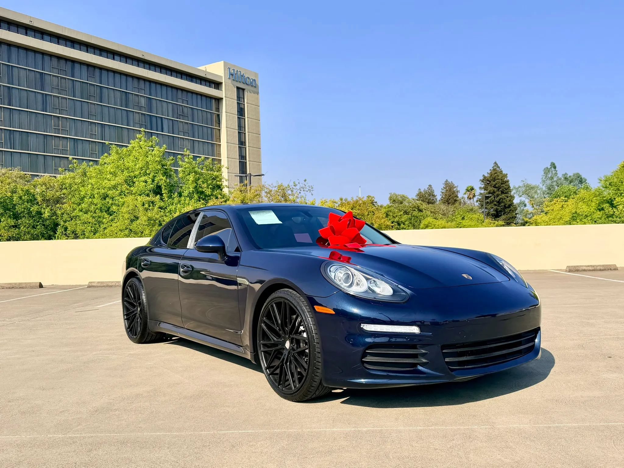 Used 2016 Porsche Panamera Edition RWD image 1