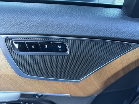 Used 2023 Volvo XC90 B6 Plus image 25
