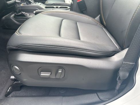 New 2025 Jeep Wrangler Sahara image 16