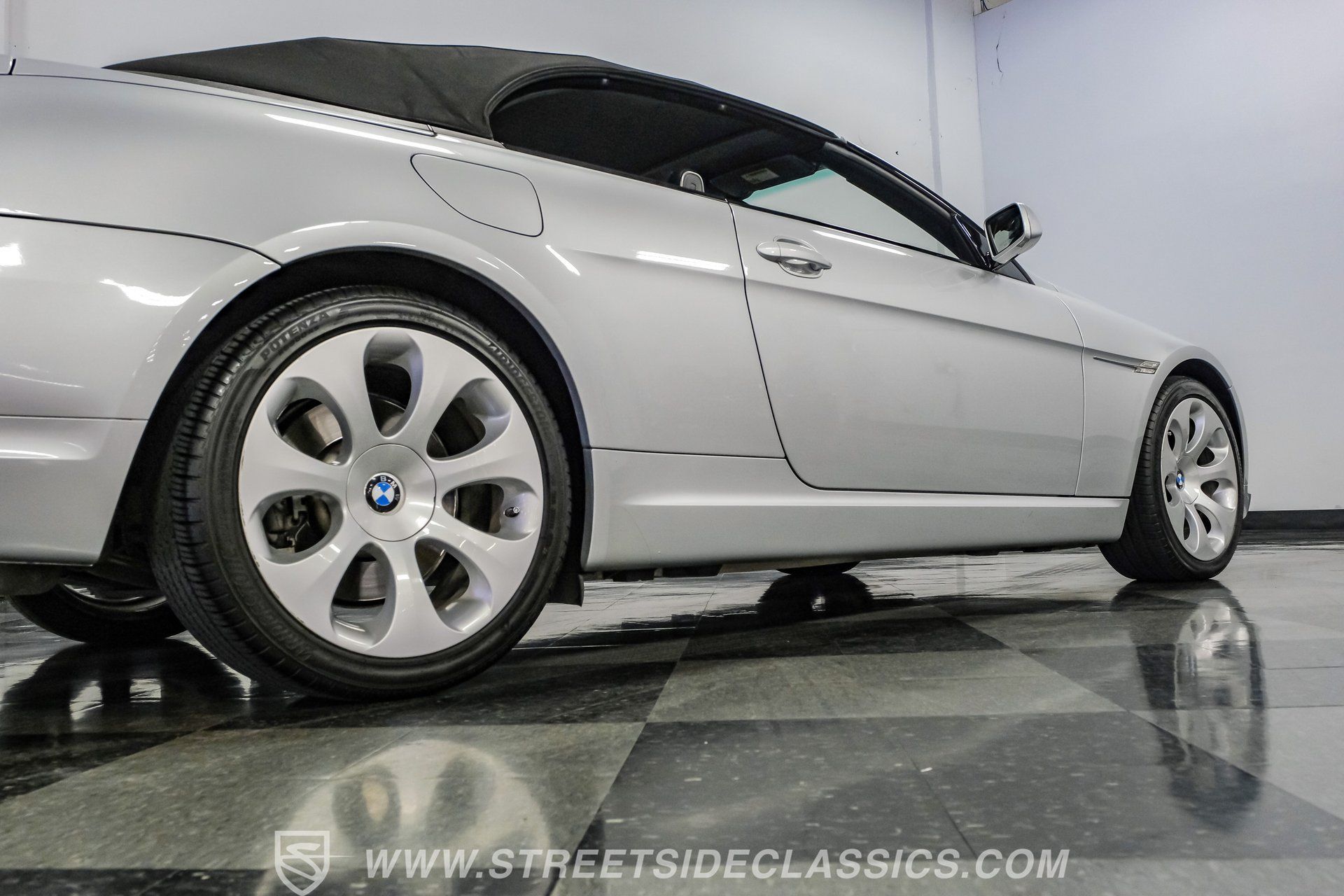 Used 2007 BMW 650i Convertible RWD image 28