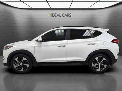 Used 2016 Hyundai Tucson Limited w/ Option Group 03 FWD image 8