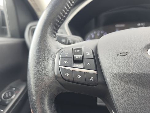 Used 2021 Ford Escape SE w/ SE Sport Appearance Package AWD/4WD image 18