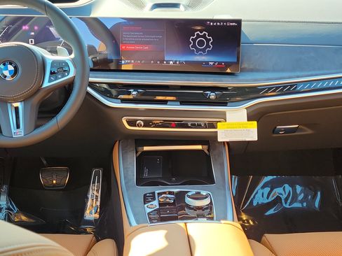 New 2026 BMW X5 M60i image 13