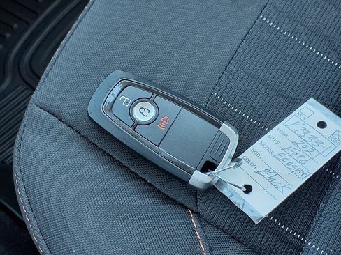 Used 2021 Ford EcoSport SE w/ SE Appearance Package image 15