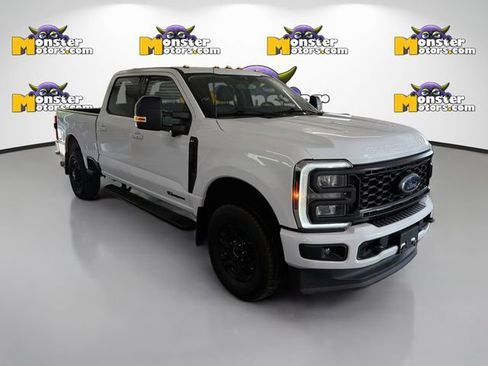 Used 2024 Ford F250 XLT w/ XLT Premium Package AWD/4WD image 3