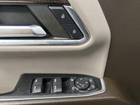 Used 2024 Chevrolet Silverado 2500 LT image 12