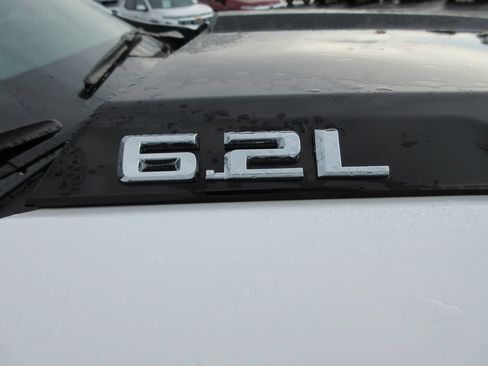 New 2026 Chevrolet Silverado 1500 ZR2 w/ LPO, Dark Essentials Package AWD/4WD image 11