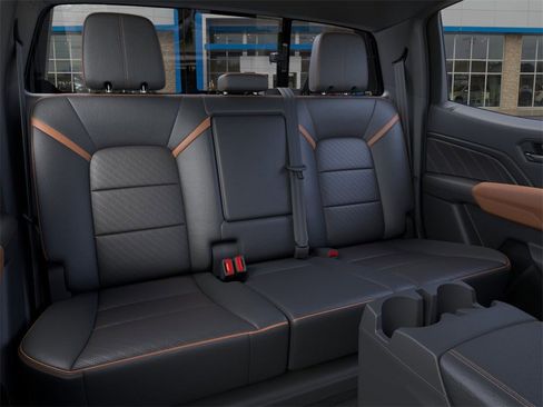 New 2025 GMC Canyon AT4 w/ Nightfall Edition image 17