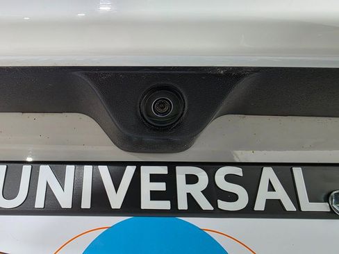 Used 2021 Jeep Grand Cherokee Altitude image 27