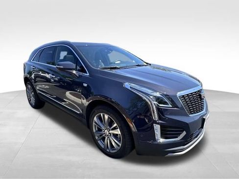 Used 2024 Cadillac XT5 Premium Luxury w/ Technology Package AWD/4WD image 11