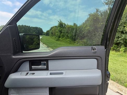 Used 2012 Ford F150 XLT w/ XLT Chrome Pkg AWD/4WD image 24