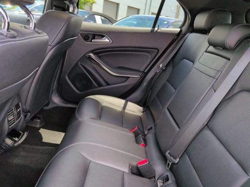 Certified 2019 Mercedes-Benz GLA 250 4MATIC image 14
