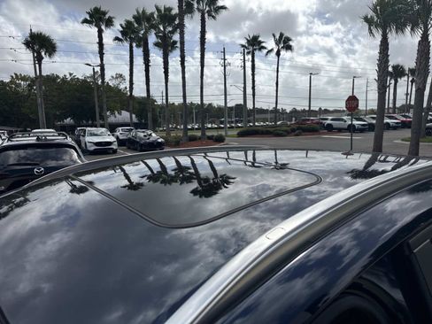 Used 2024 MAZDA CX-30 AWD 2.5 S w/ Preferred Package image 32