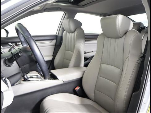 Used 2018 Honda Accord EX-L image 6