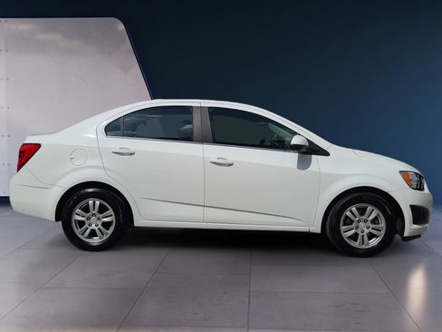 Used 2015 Chevrolet Sonic LT image 6