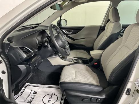 Used 2023 Subaru Forester Premium AWD/4WD image 14