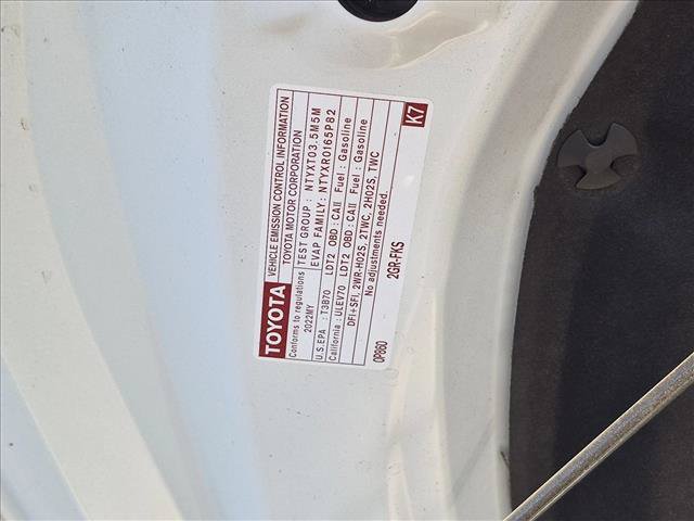 Used 2022 Toyota Highlander LE FWD image 14