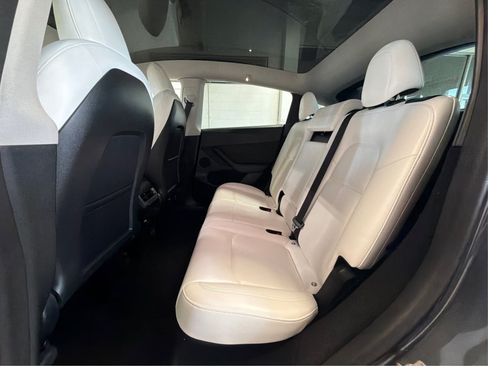 Used 2023 Tesla Model Y Long Range AWD/4WD image 10