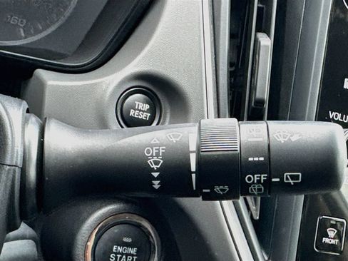 Certified 2024 Subaru Crosstrek 2.0i Premium AWD/4WD image 13