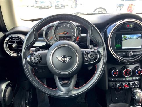 Used 2019 MINI Cooper S w/ Signature Upholstery Package image 5