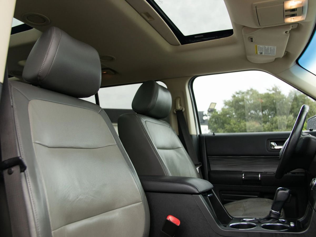 Used 2019 Ford Flex SEL w/ Equipment Group 202A FWD image 16