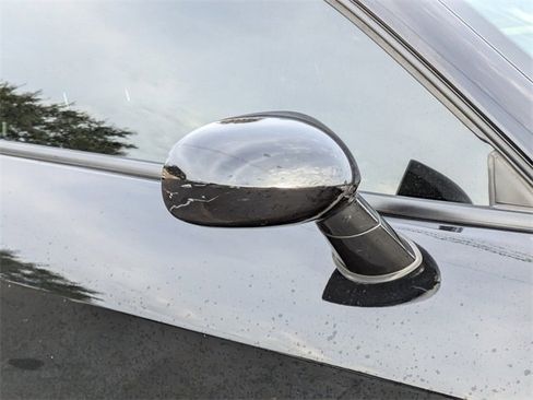 Used 2022 Dodge Challenger SXT image 11