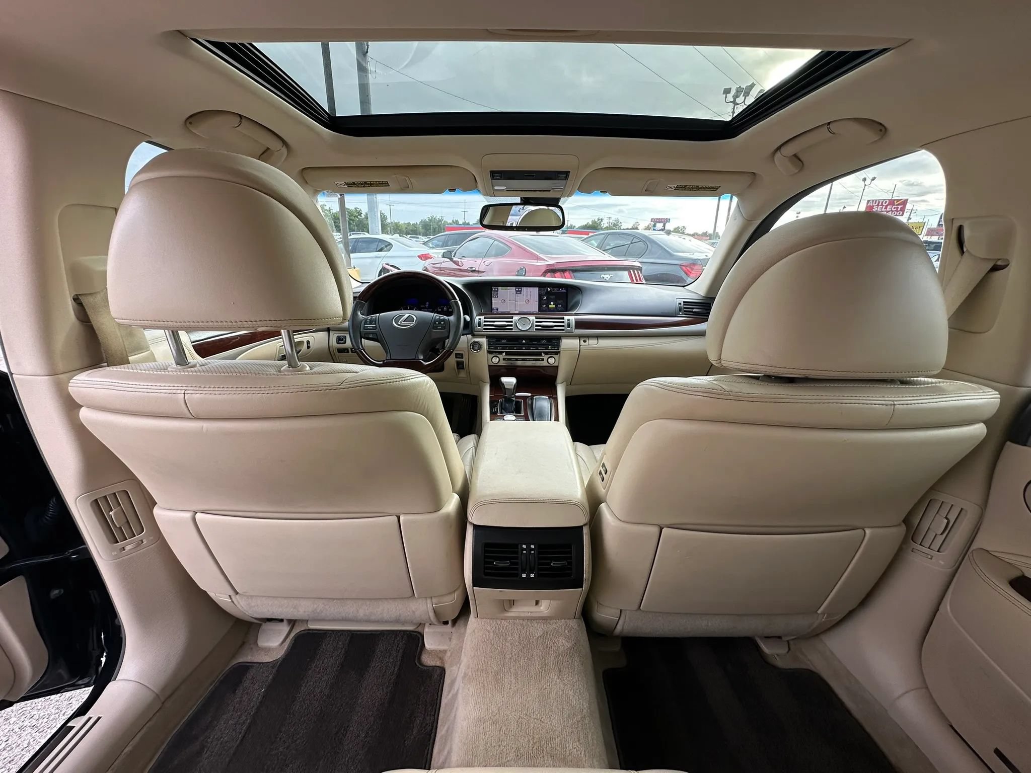 Used 2014 Lexus LS 460 AWD w/ Comfort Package image 15