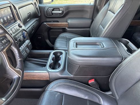 Used 2022 Chevrolet Silverado 2500 High Country w/ Z71 Off-Road Package image 21