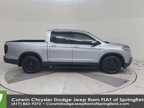 Used 2019 Honda Ridgeline Sport image 17
