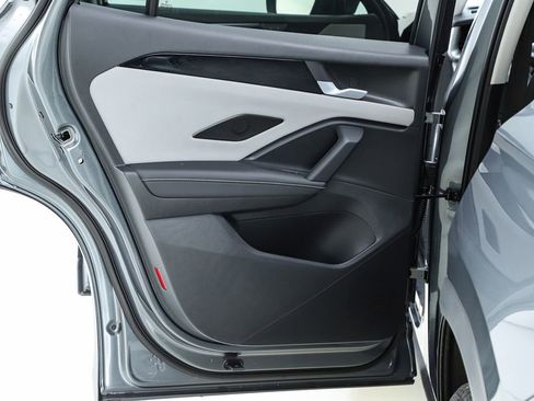 New 2026 Volkswagen Tiguan SE image 56