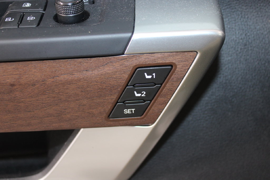 Used 2024 Toyota Tundra Capstone AWD/4WD image 35