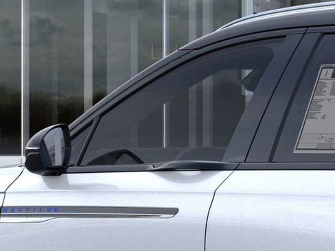 New 2026 Lincoln Nautilus Reserve AWD/4WD image 21