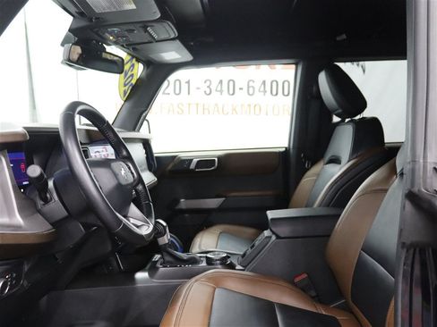 Used 2021 Ford Bronco Outer Banks AWD/4WD image 15