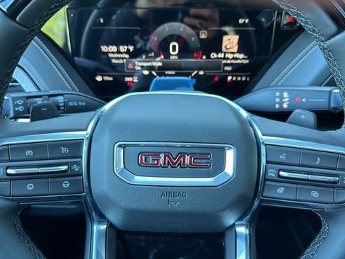 New 2026 GMC Yukon XL Elevation image 30