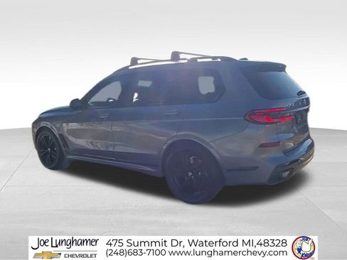 Used 2024 BMW X7 xDrive40i w/ Executive Package image 7