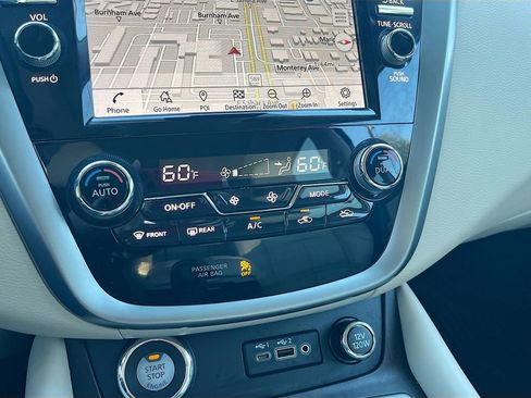 Used 2023 Nissan Murano Platinum w/ Cargo Package image 16