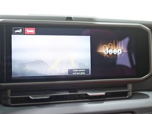 Used 2024 Jeep Wrangler Unlimited Rubicon 392 AWD/4WD image 19