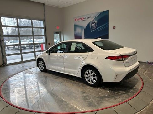 Certified 2023 Toyota Corolla LE image 5