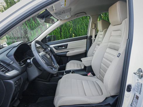 Used 2020 Honda CR-V LX image 7