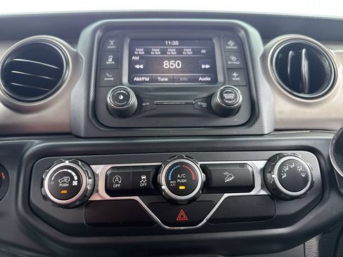 Used 2020 Jeep Wrangler Unlimited Sport AWD/4WD image 21