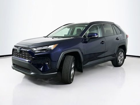 Used 2025 Toyota RAV4 XLE FWD image 2
